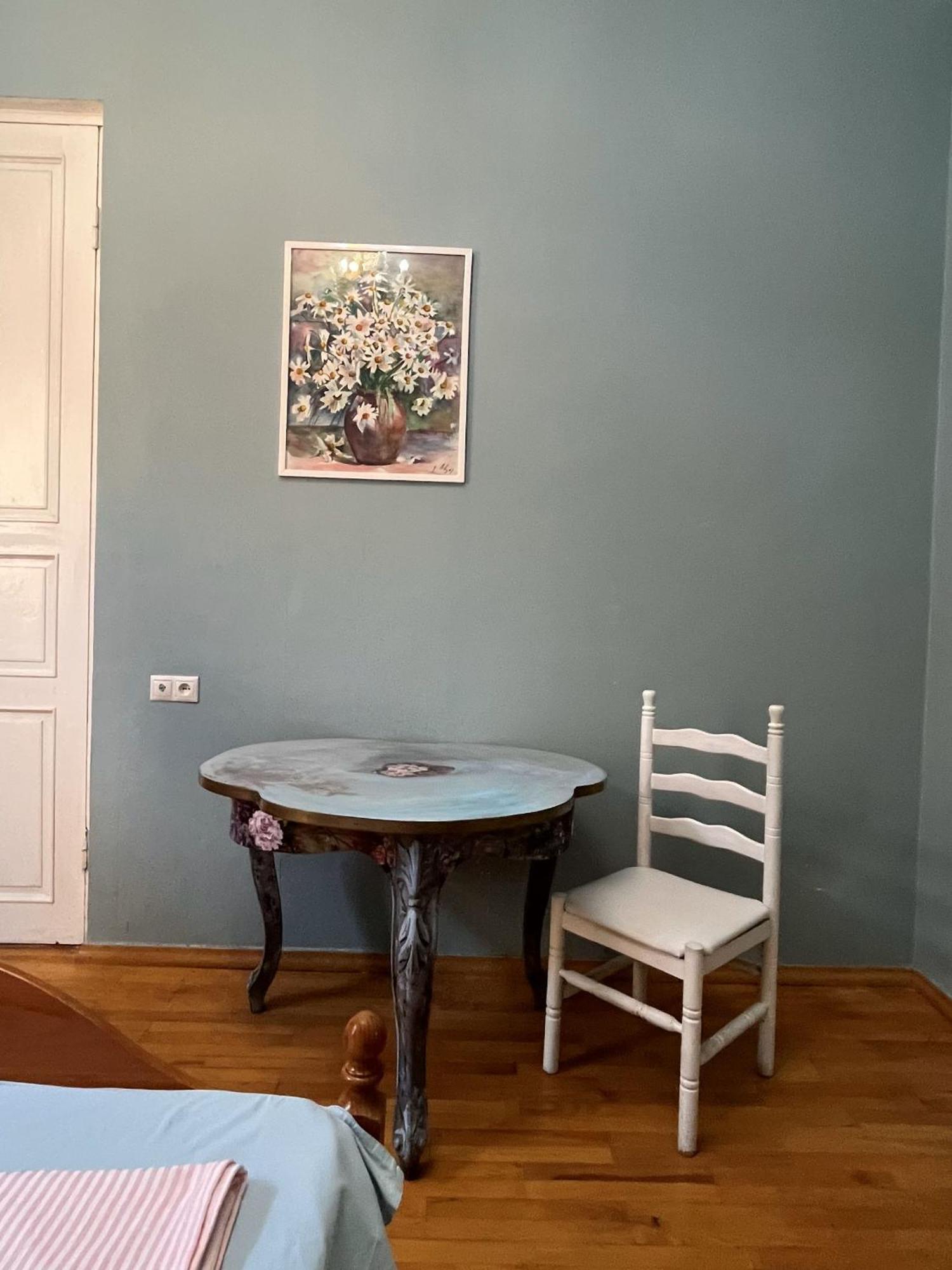 Guest House One Two Three Тбилиси Екстериор снимка