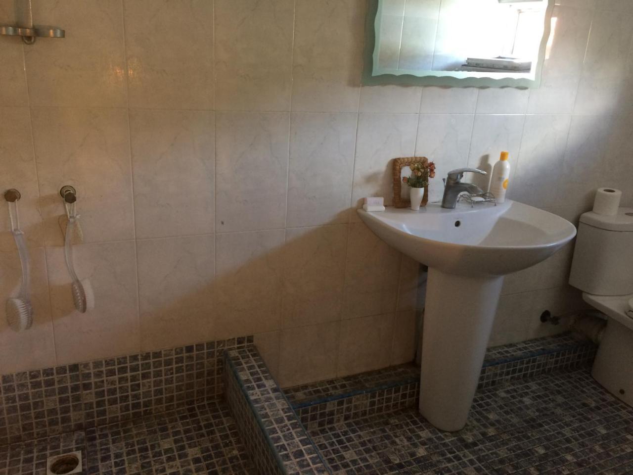 Guest House One Two Three Тбилиси Екстериор снимка