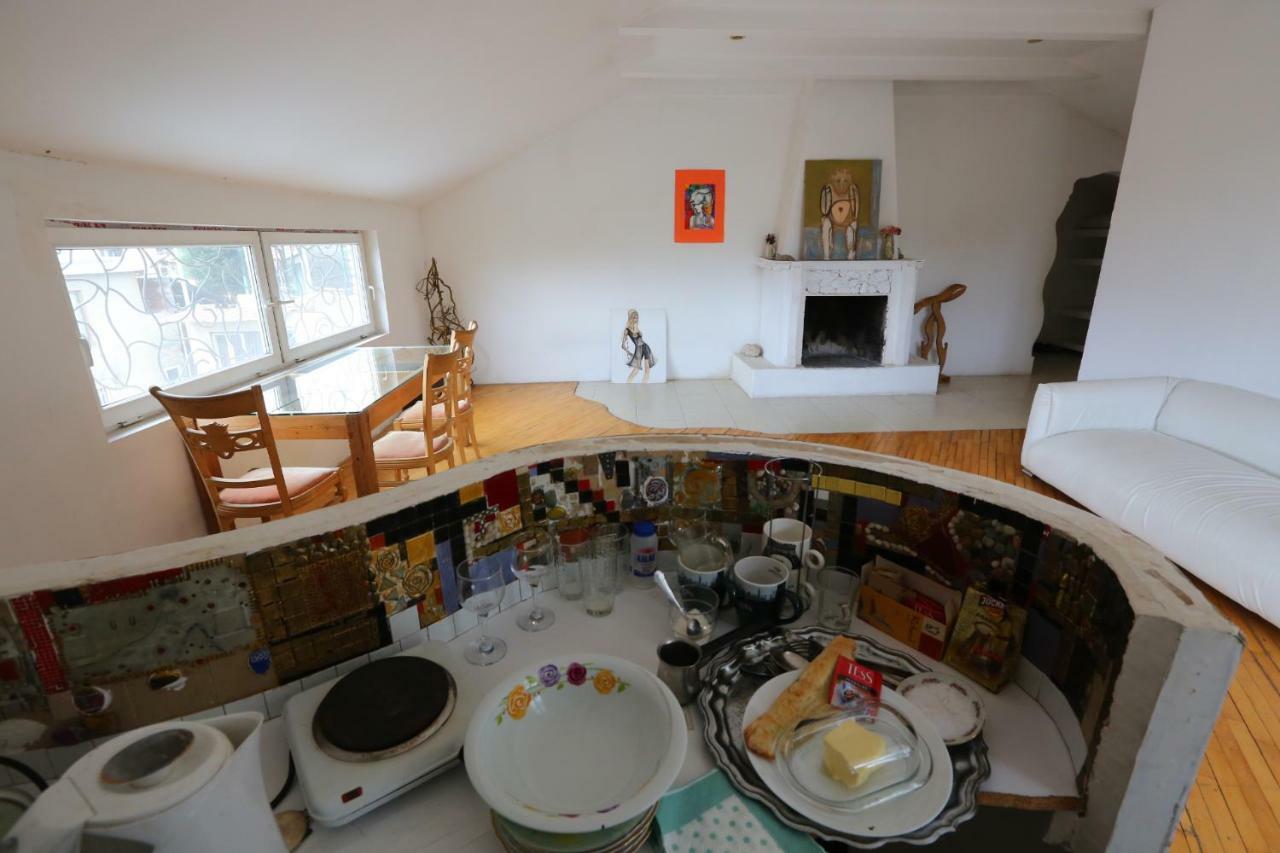 Guest House One Two Three Тбилиси Екстериор снимка